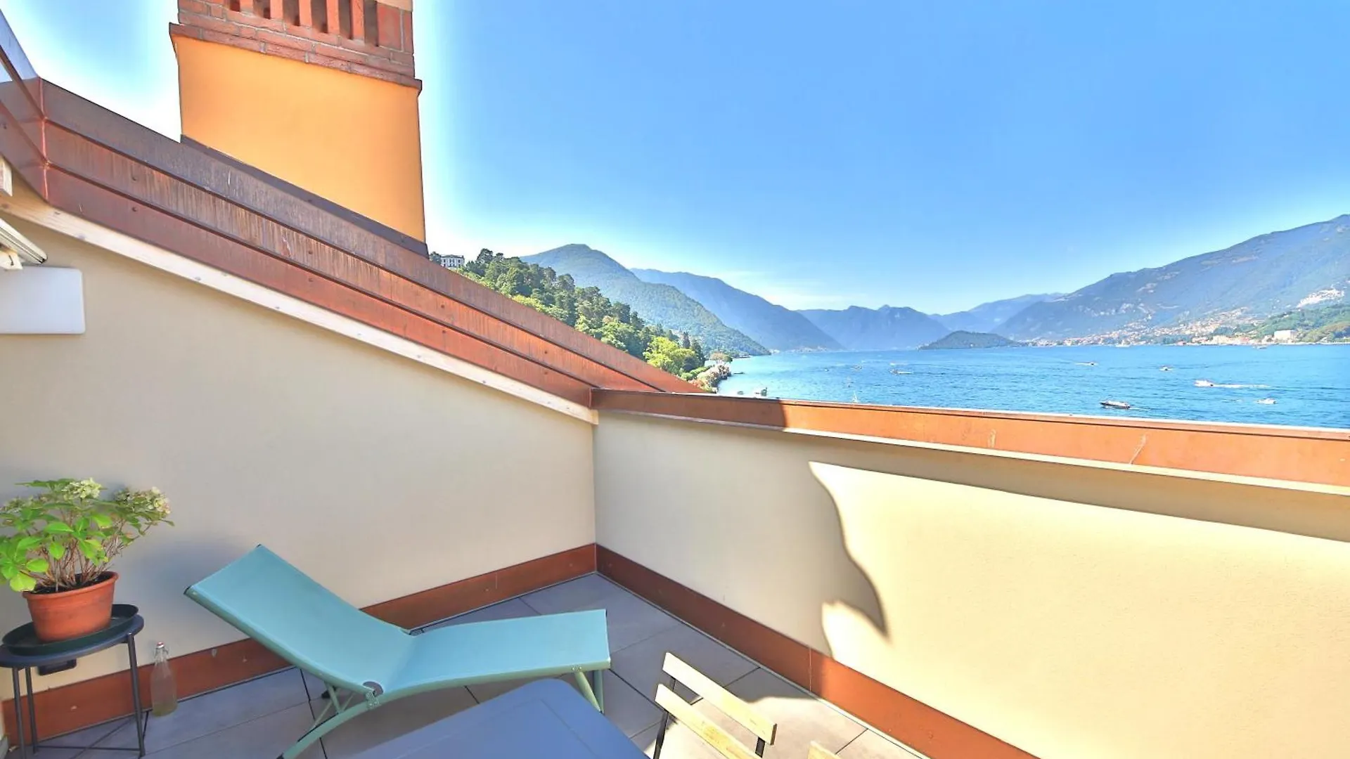 Liszt Attic By Klabhouse Apartment Bellagio 0*,