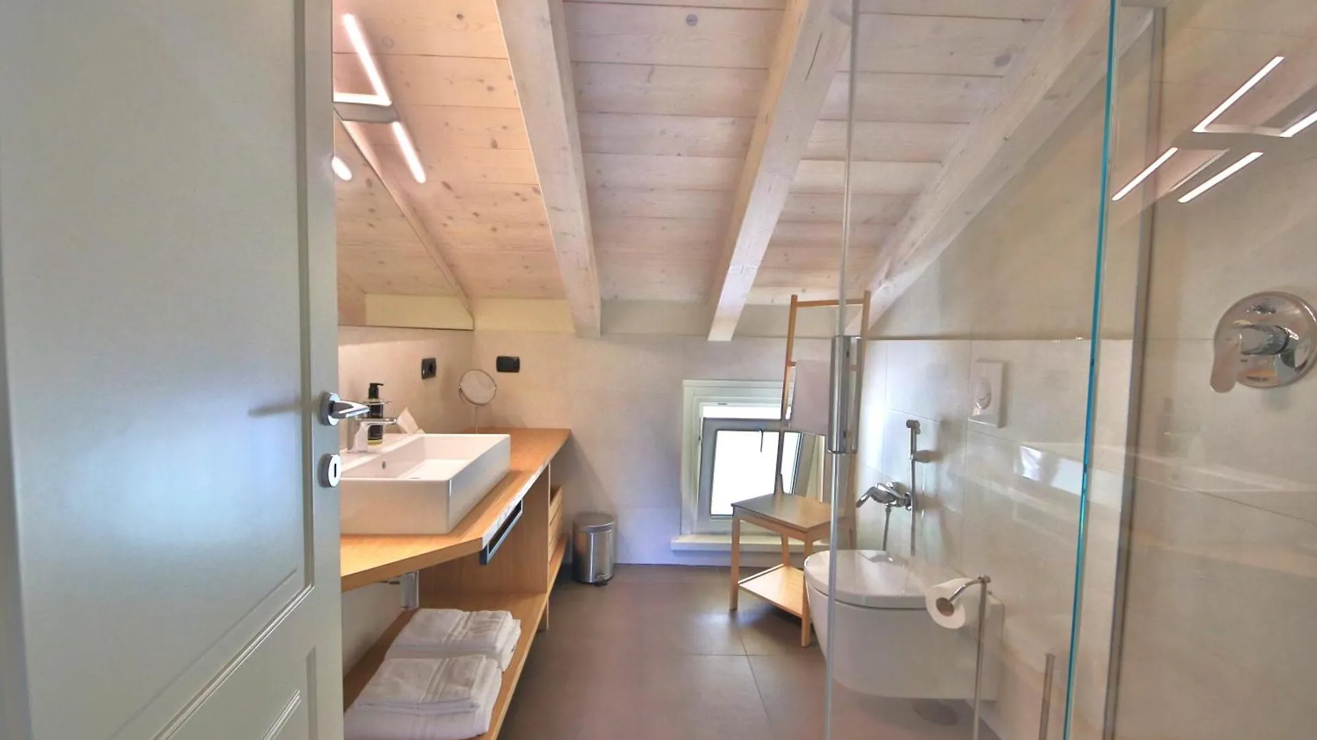 Liszt Attic By Klabhouse Apartment Bellagio Italy