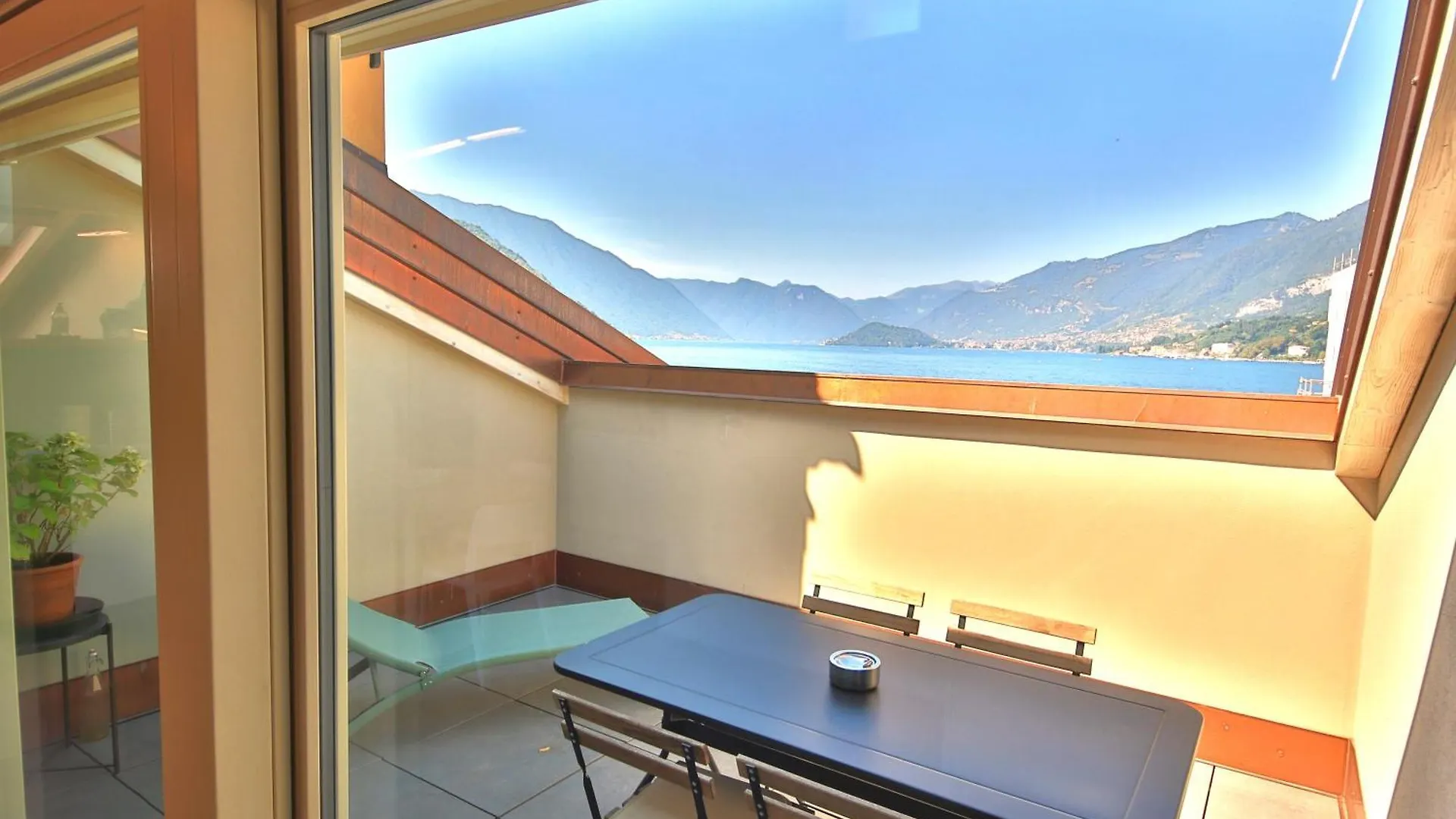 Liszt Attic By Klabhouse Apartment Bellagio